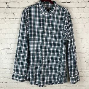Club Room Button Down
